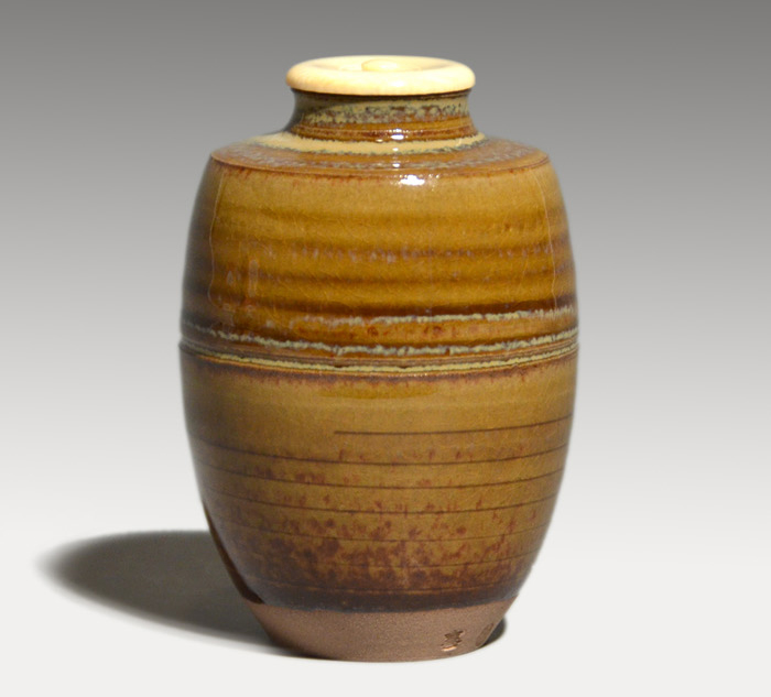 佳香】高取喜恵 高取焼鶴首茶入 共箱 仕覆(権太夫金襴) 茶道具 本物保証