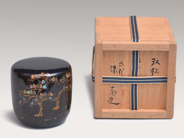 予約販売 六代 小島漆壺斎作 蝶 蒔絵 棗 共箱 紙付 茶道具 工芸品